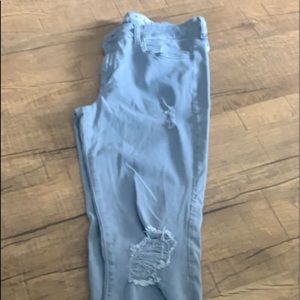 American Eagle Distressed Jegging